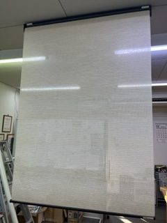 天井からのロールカーテン
