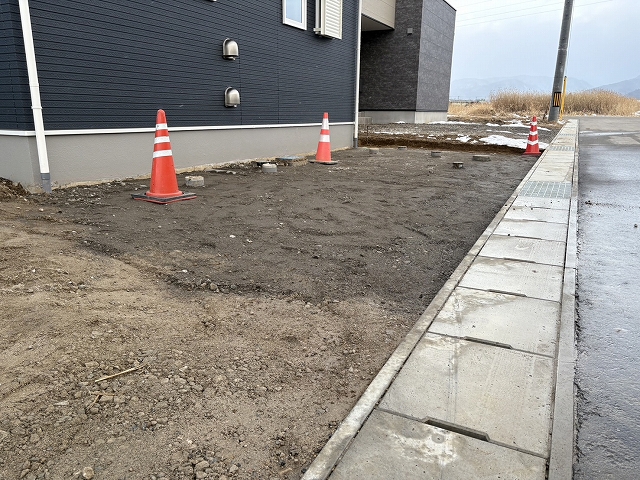 カーポートをたてる前の土